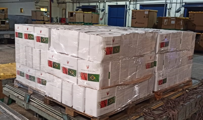 No momento, você está visualizando Correios transporta cestas básicas para Manaus