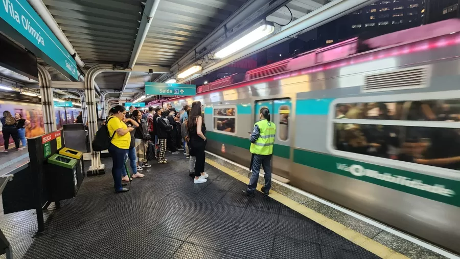 No momento, você está visualizando Privatização de linhas de trem resultam em ineficiência