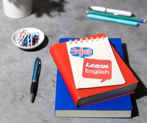 Leia mais sobre o artigo Aprenda idiomas com o ADCAP Benefícios