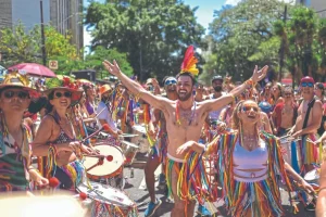 Leia mais sobre o artigo Dica cultural – diversos tipos de carnaval
