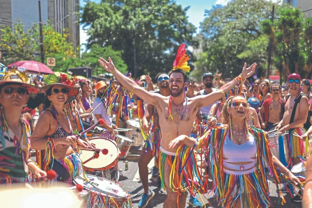 No momento, você está visualizando Dica cultural – diversos tipos de carnaval